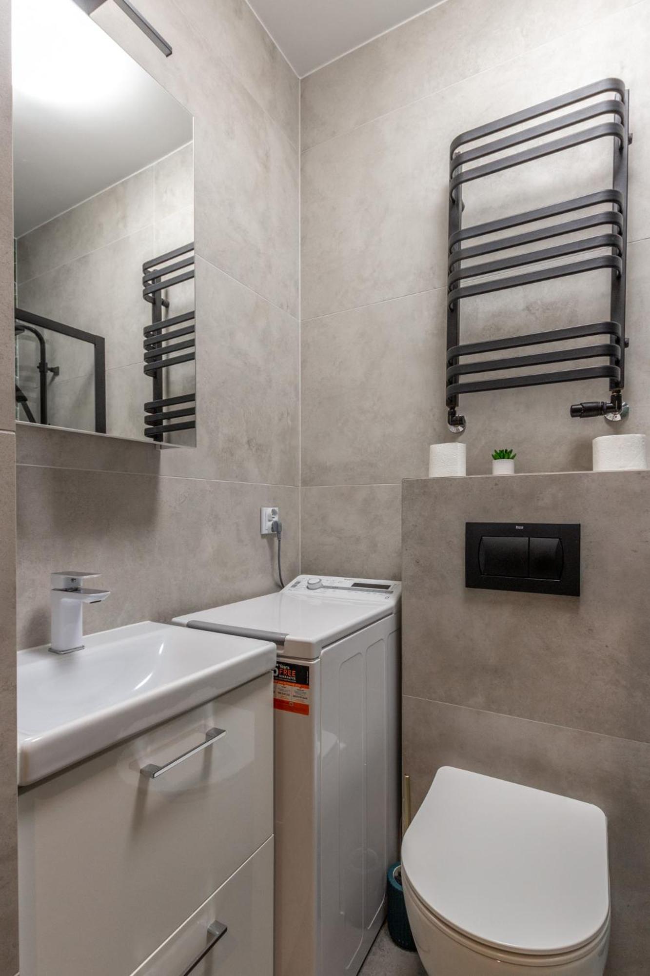 Chill Apartments Central Station Катовице Экстерьер фото